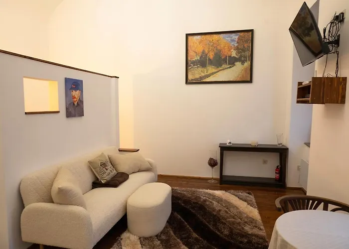Cozy & Downtown شقة بودابست